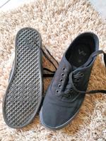 Halbschuhe von Vty in Größe 39 Schwarz Nordrhein-Westfalen - Warburg Vorschau