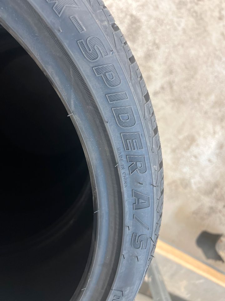 Allwetterreifen 235 35 R 19 NEU!!!! in Stuhr