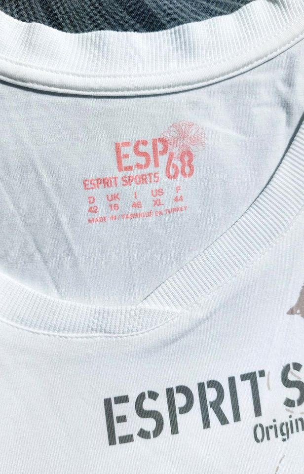 Neu! Esprit (Sport)-Top incl. Versand in Bochum