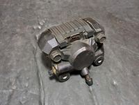 SUZUKI RF 600 GN76B Bremszange hinten Bremssattel Sachsen-Anhalt - Magdeburg Vorschau