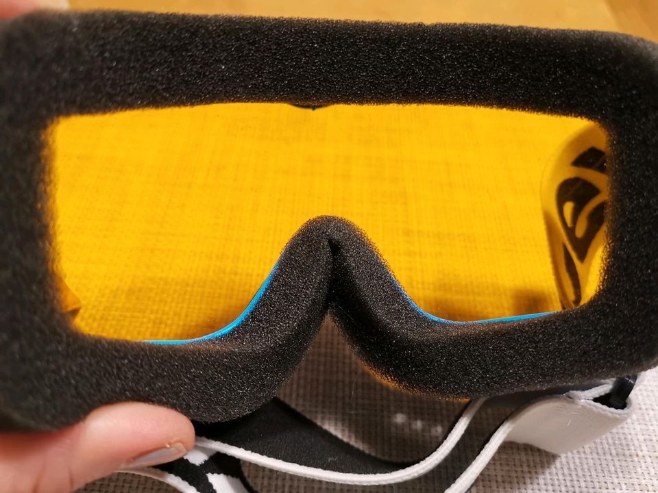 Uvex Skibrille für Kinder in Zossen-Glienick