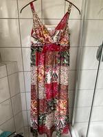 Sehr schönes buntes Maxi Kleid v. Heine Gr. 36 neuwertig Nordrhein-Westfalen - Zülpich Vorschau