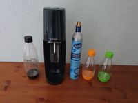 Sodastream mit Co2 Zylinder und Flaschen Frankfurt am Main - Bornheim Vorschau