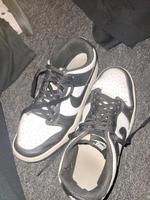 Schwarz weiße Nike Schuhe Nordrhein-Westfalen - Kamp-Lintfort Vorschau