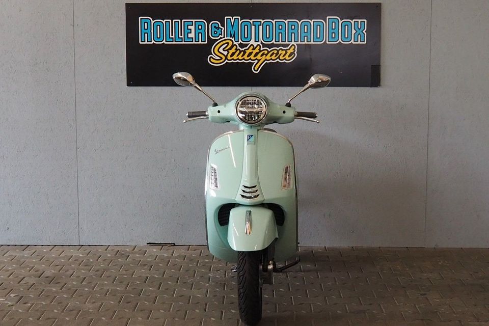 Vespa GTS 300 Classic  HPE  Modell 2023/24  mit  26PS in Filderstadt