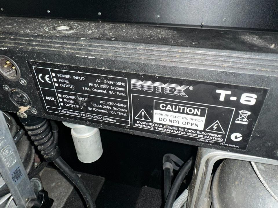 6er Bar + PAR Scheinwerfer Botex T-6 im Case Lichtanlage in Erding