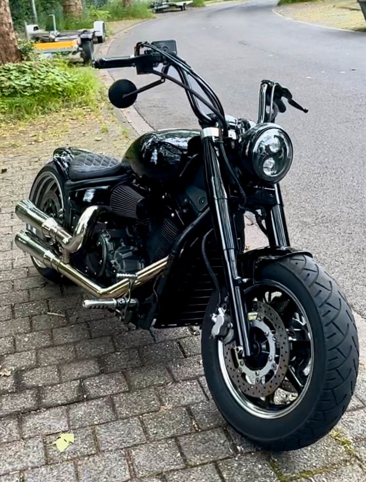 Yamaha XVS 1300 240er umbau Klappenausp Custom no Harley Davidson in Köln