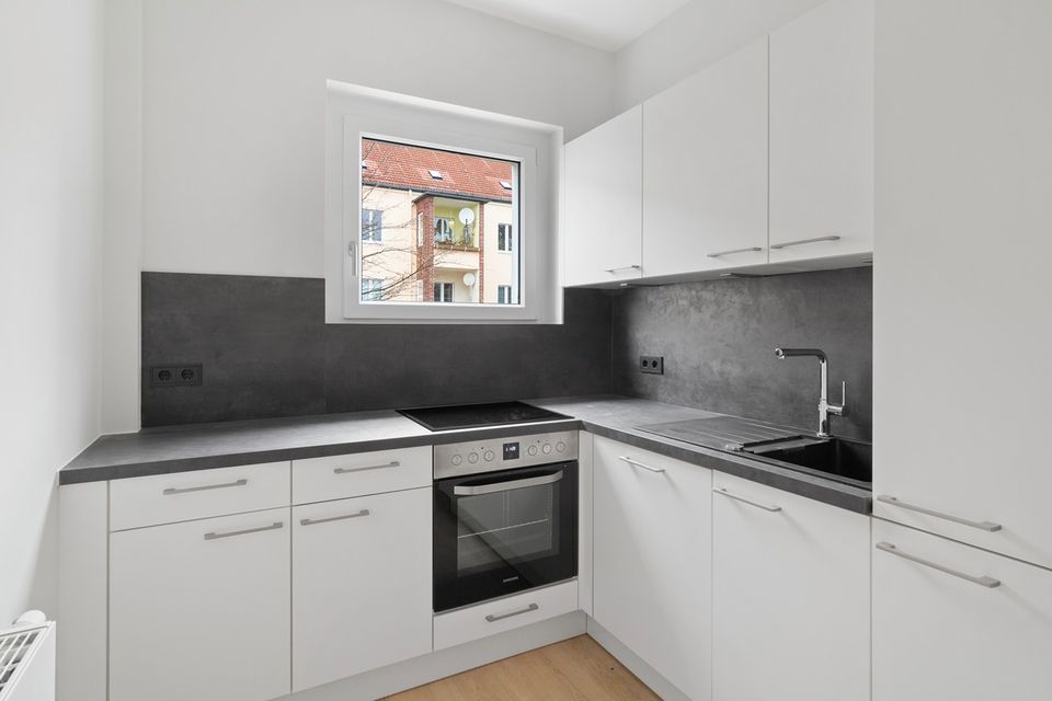 24 Monate Nebenkostenfrei! Wunderschön sanierte 2-Zimmer Wohnung mit neuer Einbauküche in guter Lage! in Berlin