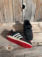 Adidas Kinder Sneaker Größe 27 schwarz rot Bayern - Unterwössen Vorschau