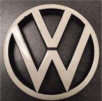 VW Emblem, Volkswagen, Polo, Kühlergrill Nordrhein-Westfalen - Baesweiler Vorschau