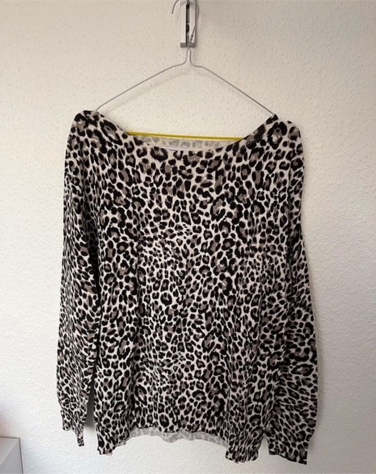 Leoparden Pullover Gr L in Salzgitter