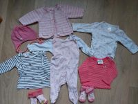 Babymädchen Bekleidungspaket 56 sehr guter Zustand Nordrhein-Westfalen - Lindlar Vorschau