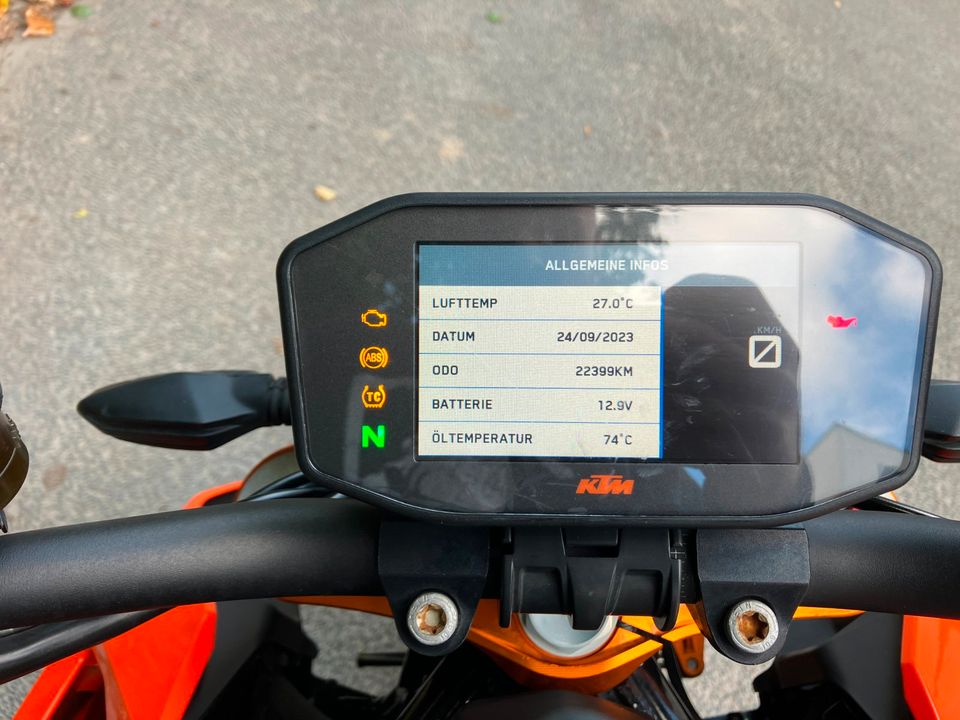 KTM Super Duke R EZ 02.05.2019 aus erster Hand in Dresden