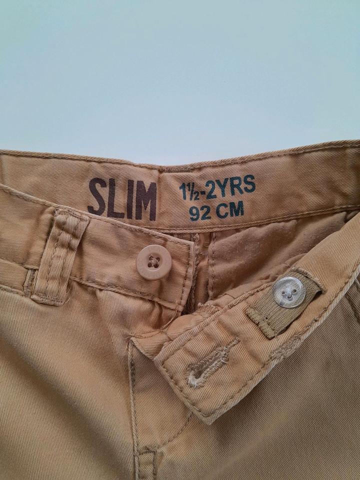 Hose Senffarben Senfgelb Ocker Beige Jeanshose Jeans Stoffhose in Neuhausen