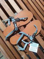 Sandalen, Zehentrenner, Silber mit Glitzer, Größe 38 - neu! Hessen - Willingshausen Vorschau
