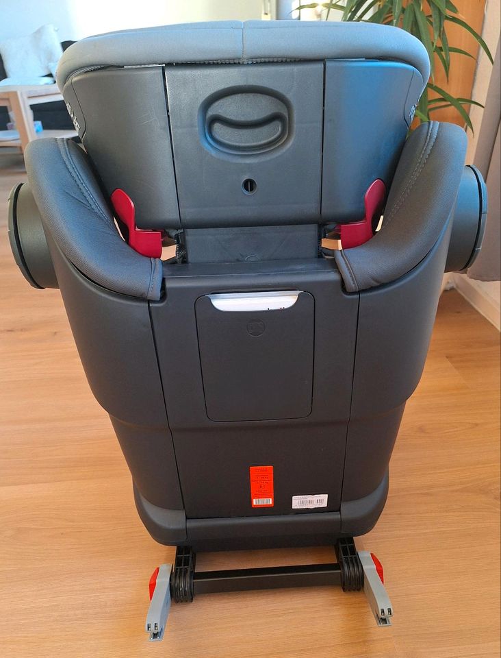 Britax Römer Kidfix III M Kindersitz in Calw