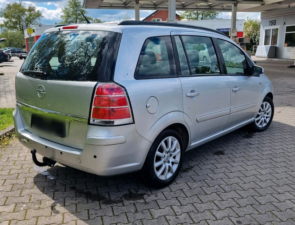 Opel Zafira B Automatik 7 Sitzer TÜV NEU in Werne