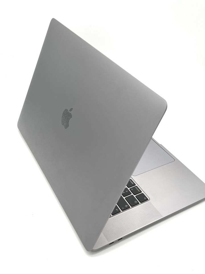 MacBook Pro 16“ 512 GB SSD 2019 in Recklinghausen