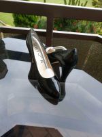 Unisa Pumps High Heels in 41 schwarz lackleder Nordrhein-Westfalen - Hilden Vorschau