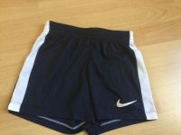 Nike  Sport Shorts Gr: 128 Nordrhein-Westfalen - Rheine Vorschau