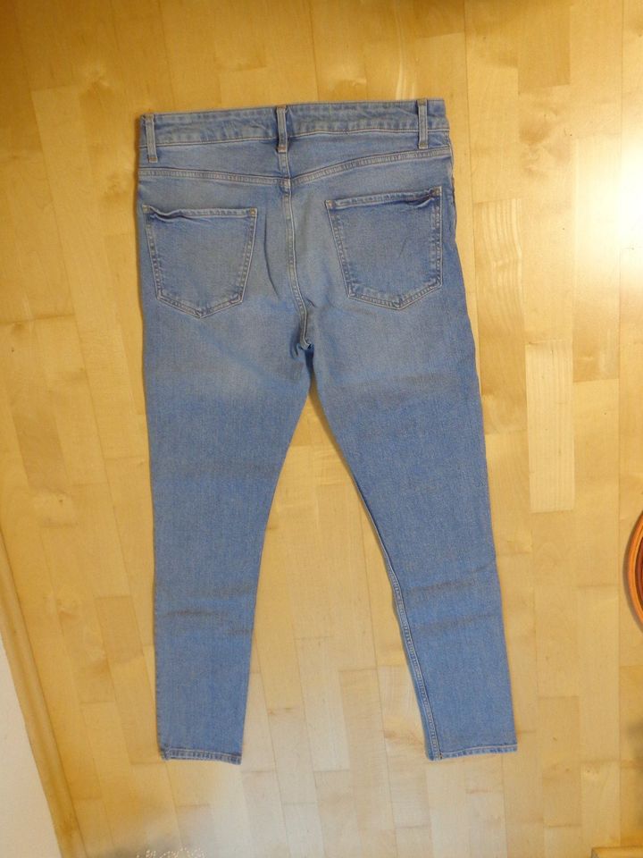 Herren Jeans TOPMAN hellblau XL in Pleiskirchen