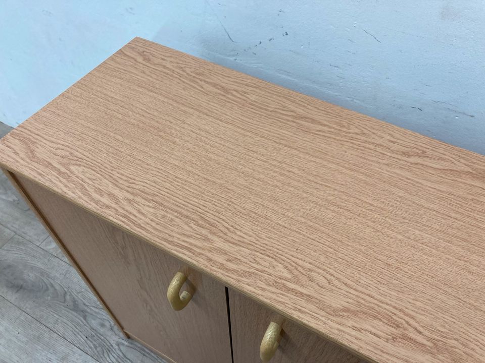 #A Kommode Sideboard Holzgriffe Holz Schubladen Wohnzimmer in Burgstädt