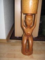 Handgeschnitze Afrikanische Frauenstatur aus einem Holzstück... Nordrhein-Westfalen - Rösrath Vorschau