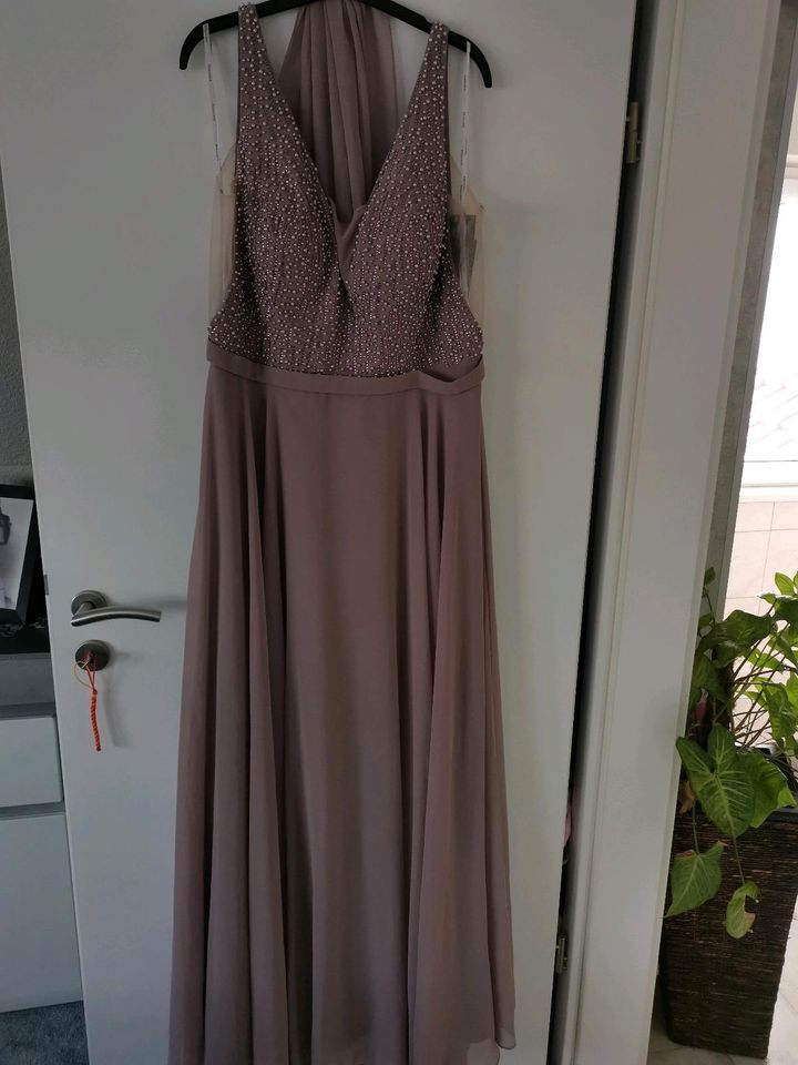 Abendkleid in Zerbst (Anhalt)