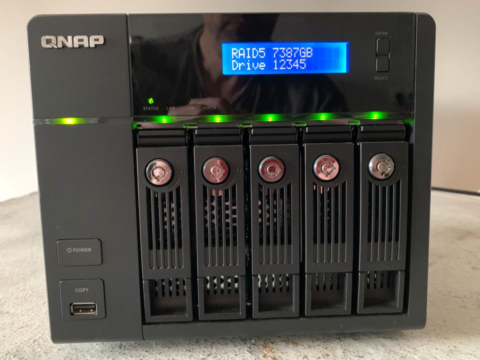 QNAP 559 pro+ NAS | 8TB | 5-Tray in Düsseldorf