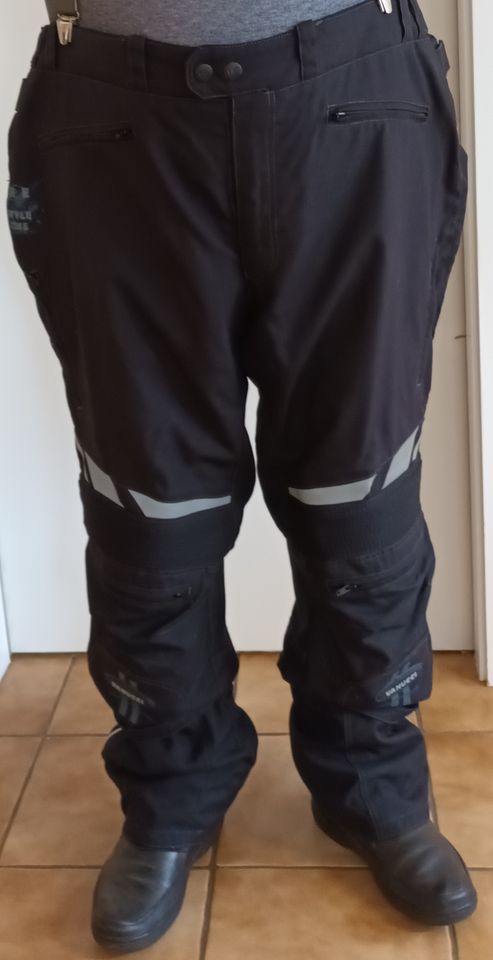 Motorradanzug  schwarz Gr. 4XL, Jacke IXS, Hose Vanucci in Osann-Monzel