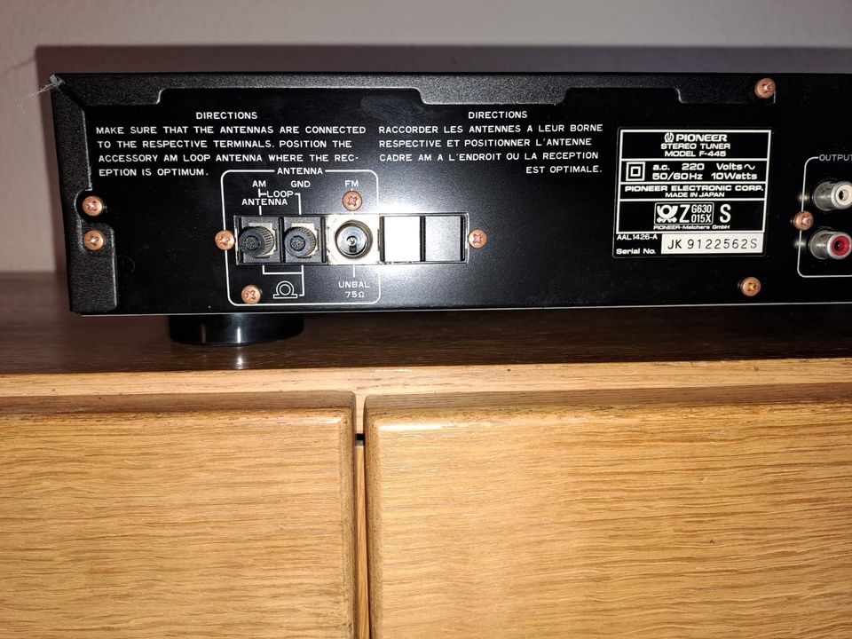 Pioneer F-445 FM/AM Digital Synthesizer Tuner (gebraucht) in Troisdorf