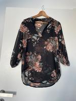 Bluse leicht transparent Blumenmuster 36/38 Baden-Württemberg - Wald Vorschau