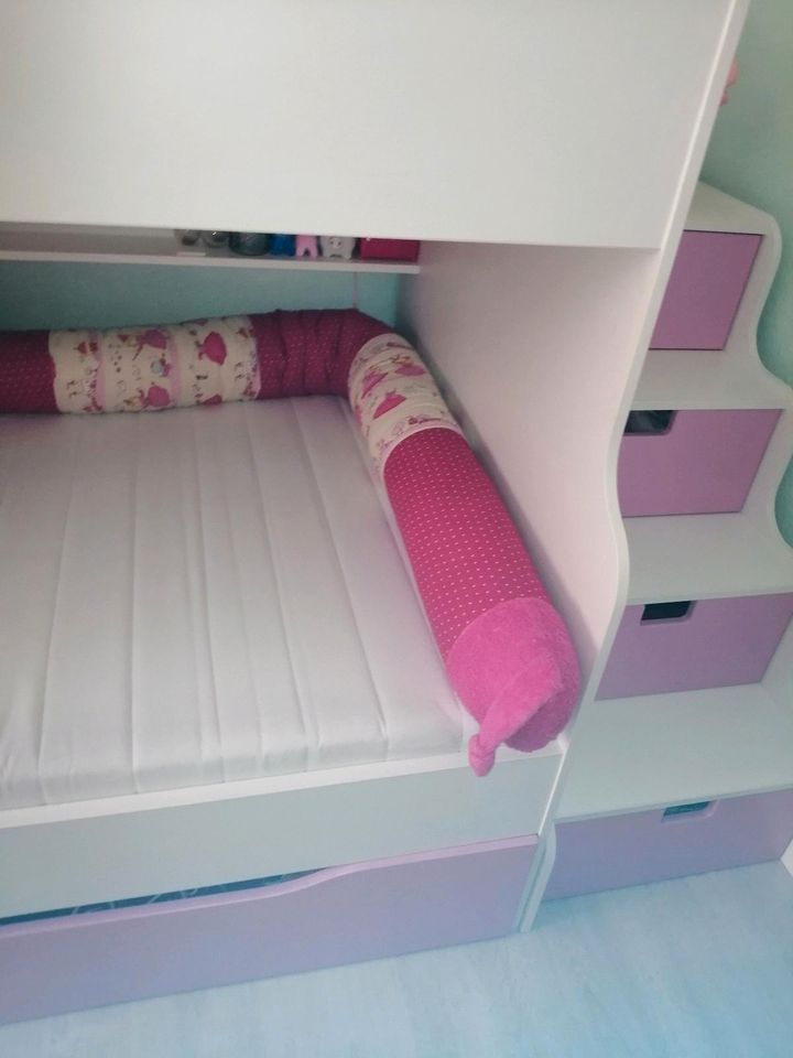 Kinder Hochbett mit Treppen in Hamburg