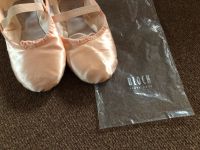 BLOCH ♥️ Ballett Schläppchen Ballettschuh Satin Größe 37,5 Bielefeld - Dornberg Vorschau