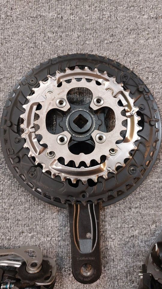 Shimano ALIVIO Gruppe 3x9 in Henstedt-Ulzburg