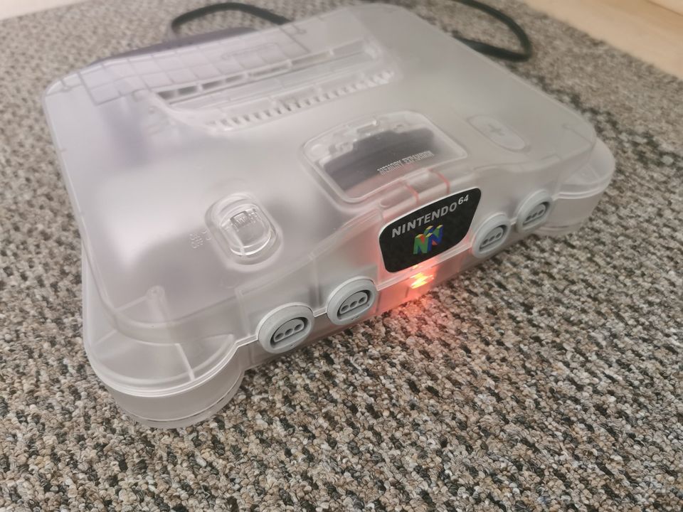 Nintendo 64 N64 White Clear Transparent mit Controller in Plattling