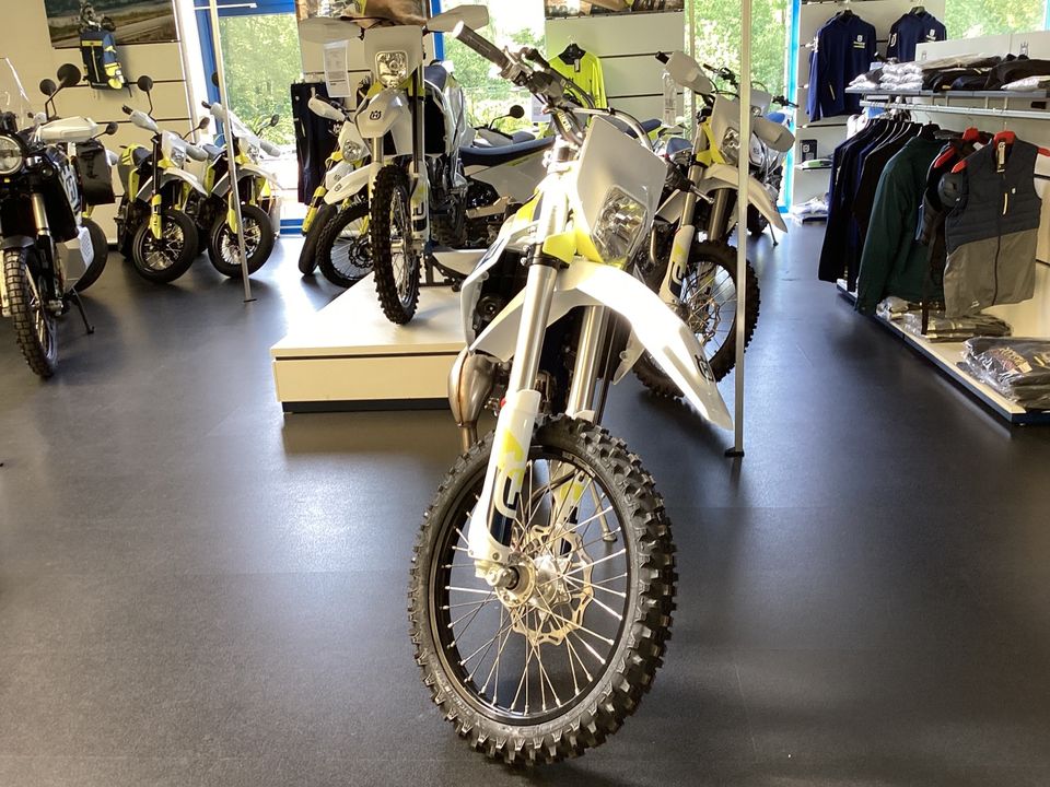 Husqvarna TE 300 MY 23 in Nordhorn