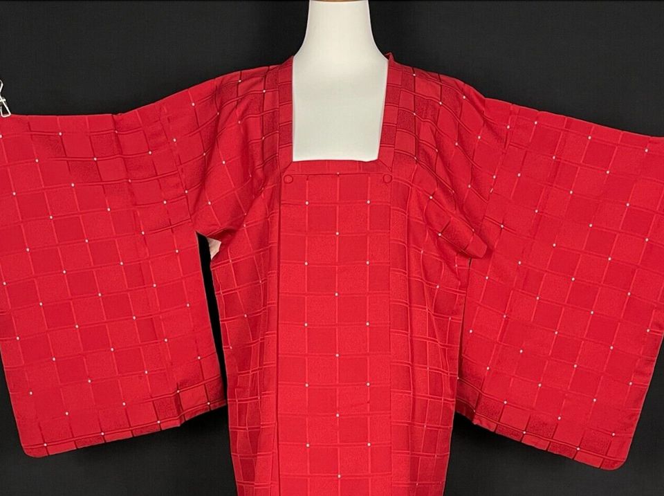 Vintage aus Japan: 100% Seide Haori MICHIYUKI Kimono Jacke Rot in Berlin