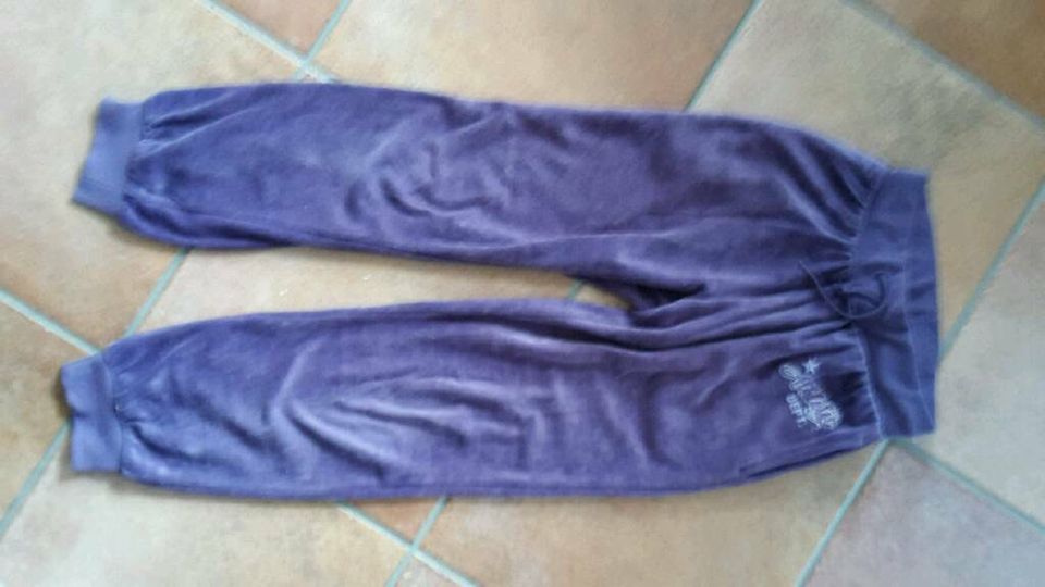 Jogginghosen,Freizeithose,bequeme Hose,Leggings,Sporthose,ab 1,5€ in Calbe (Saale)