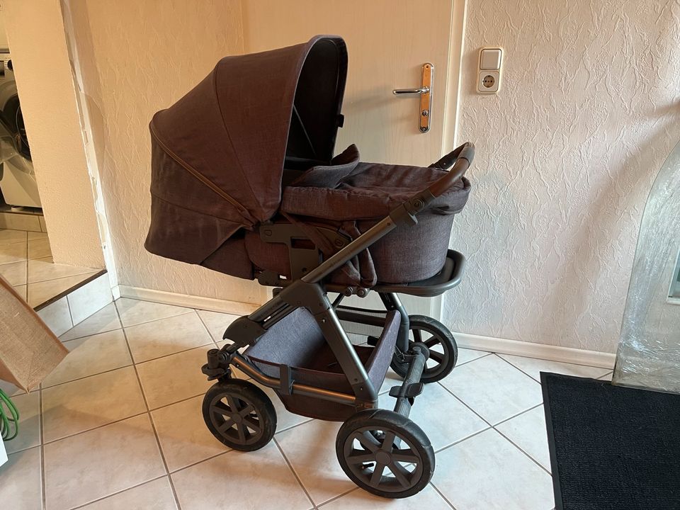 ABC Design Kinderwagen Tereno 4 mit viel Zubehör in Lohfelden