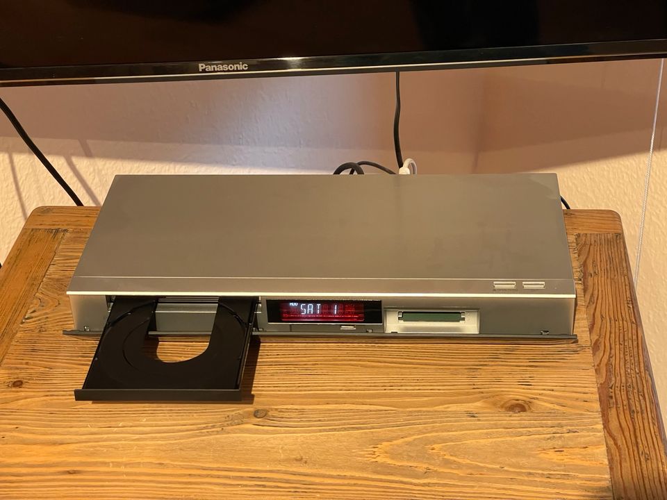 Panasonic DMR-BCT765 Blu-ray Recorder mit Twin HD UVP 475,- EUR in Mülheim (Ruhr)