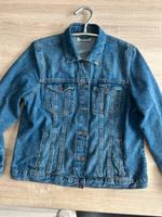 Jeansjacke Gr. 44 Länge 60 cm Nordrhein-Westfalen - Blomberg Vorschau