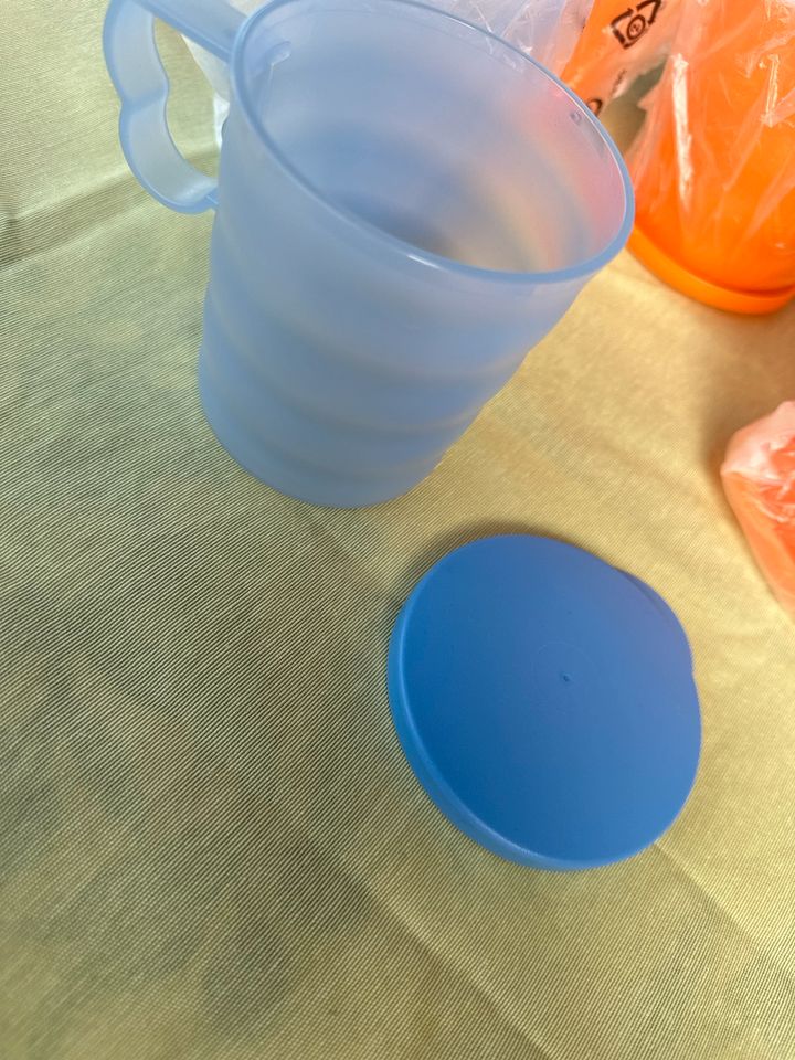 Tupperware junge Welle Becher neu orange Deckel in Weilerbach