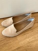 Loafer Slipper Leder beige Damen Gr. 37 Deichmann Nordrhein-Westfalen - Dorsten Vorschau