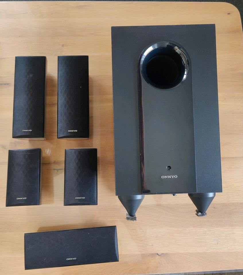 Onkyo Lautsprecher Boxen 5.1 Surround-Sounds in Eltmann