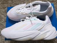 Adidas Ozelia J in weiß mit bunten Streifen Gr. 38 2/3 Burglesum - Lesum Vorschau