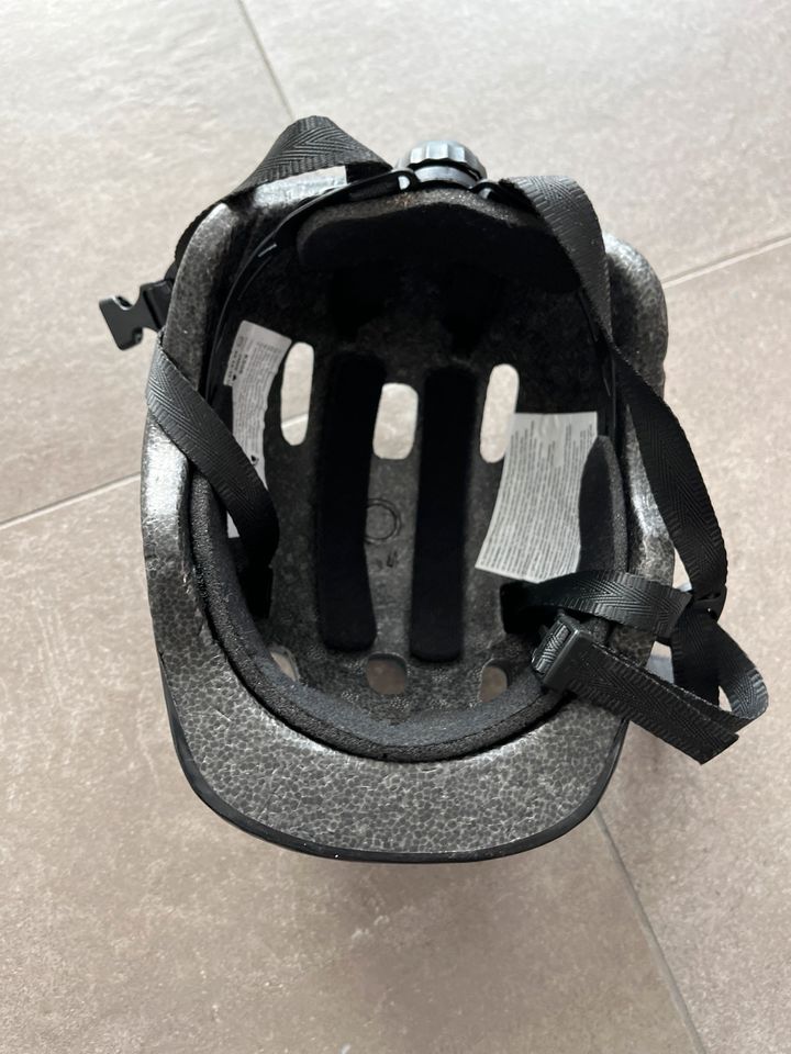 Kinderhelm 44-48cm Kopfumfang in Heilbronn