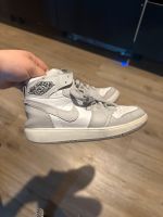 Sneakers Nike jordan gr 32 Schuhe Brandenburg - Velten Vorschau