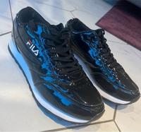 FILA Sneaker in top Zustand Gr. 40 Nordrhein-Westfalen - Paderborn Vorschau