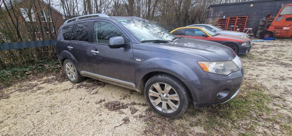 Mitsubishi Outlander 2,2  bj 2008 4x4 in Öhringen